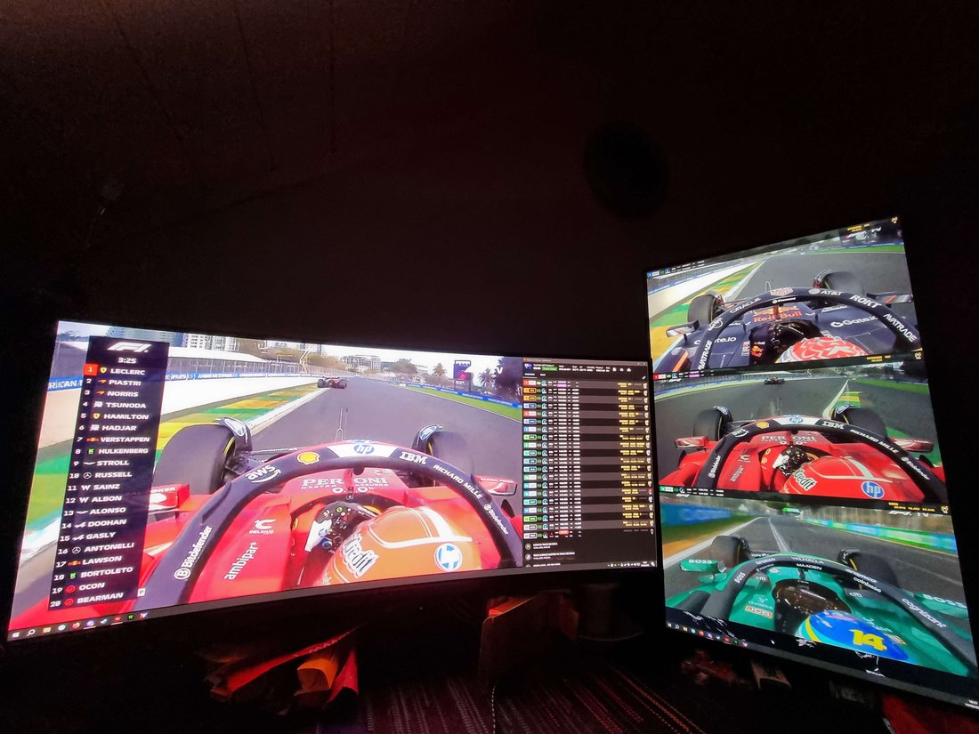 MatasV1's viewing setup