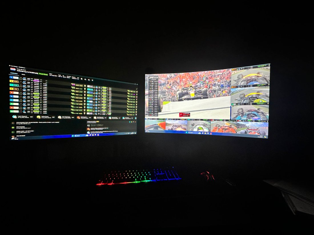 Sage's viewing setup